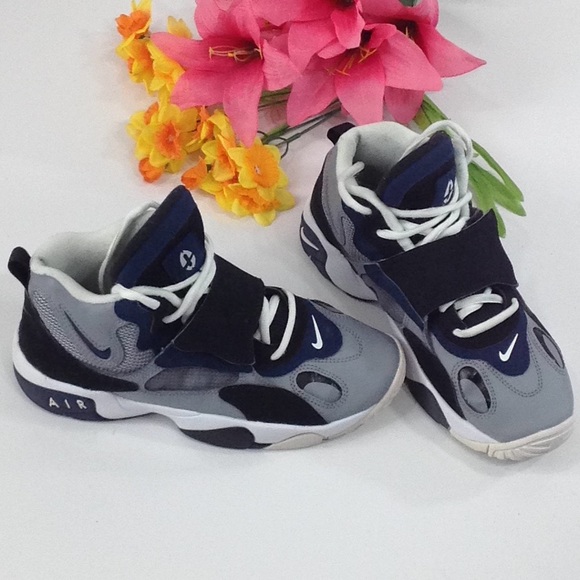 nike air speed turf on feet